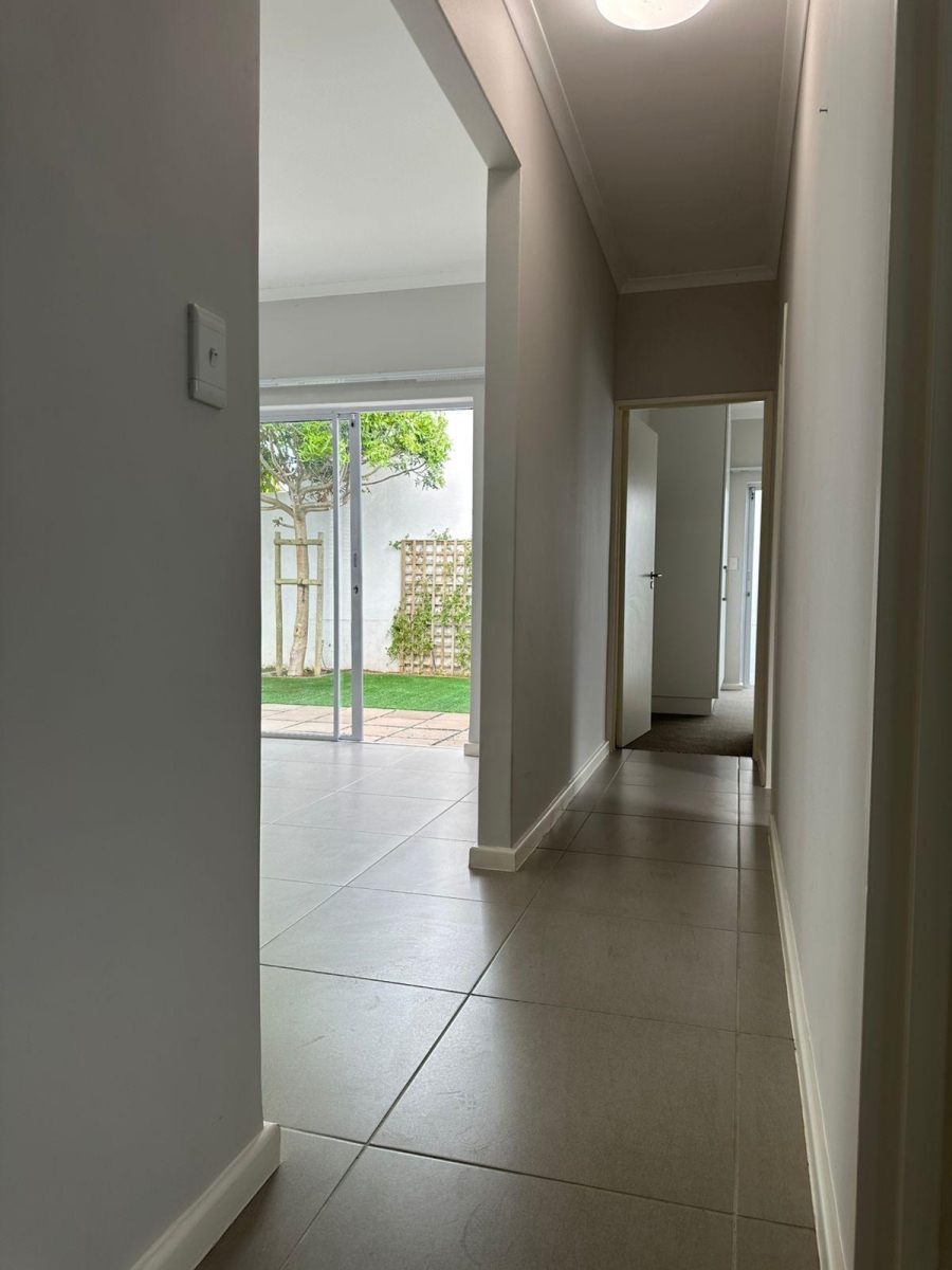 To Let 3 Bedroom Property for Rent in Burgundy Estate Western Cape